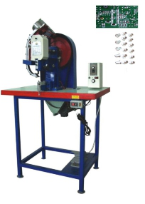 自動(dòng)鉚釘機(jī) 自動(dòng)鉚釘機(jī)